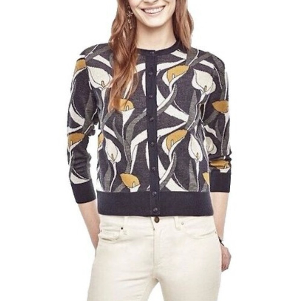 Ann Taylor Merino Wool Cardigan
Calla Lily Floral Print Women's XS Preppy